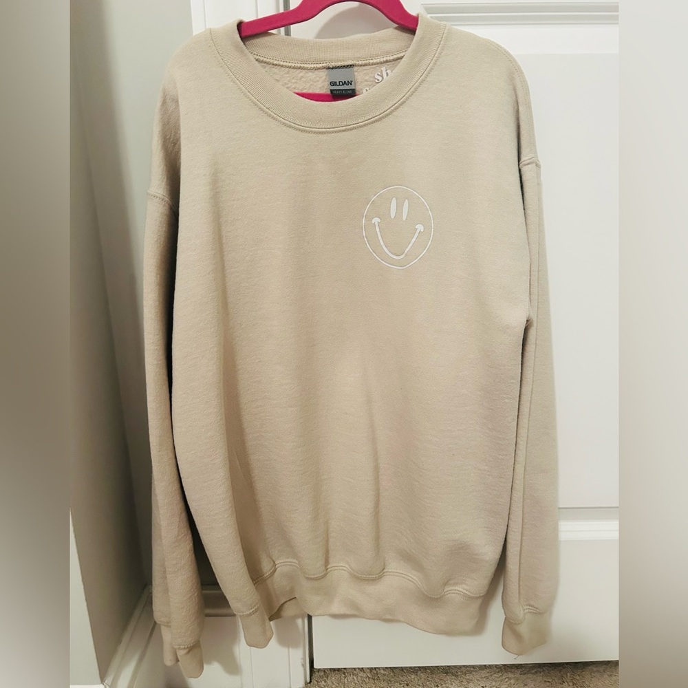 Custom Etsy Sweatshirt- “Don’t forget the happy thoughts”